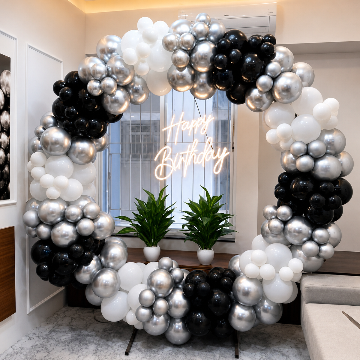 Monochrome Luxe Ring Decor